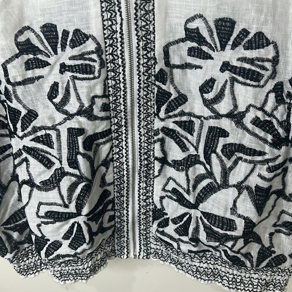 CHICO’S Embroidered Smocked Jacket 3/4 Sleeves White/Black Size 1 Medium - Picture 9 of 16